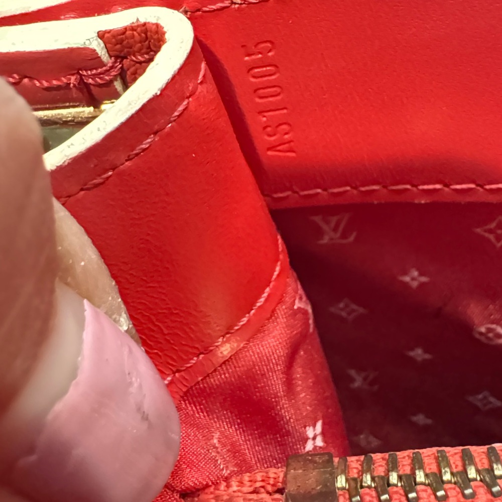 Authentic Louis Vuitton Suhali de Fabuleux bag - Picture 14 of 15